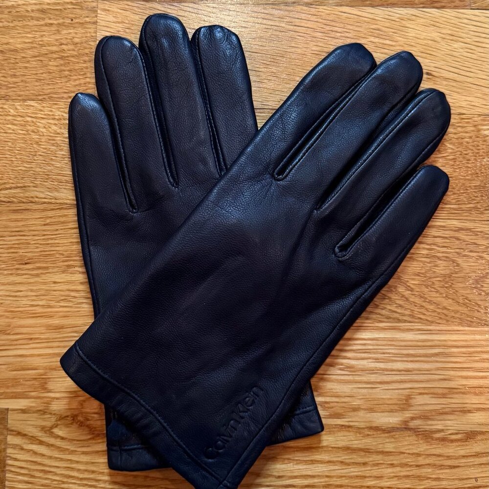 Calvin Klein Men's leather gloves